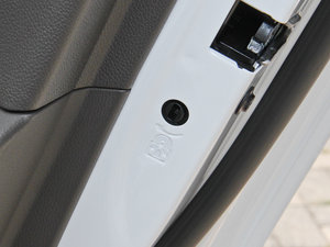 2015(jng) 1.5L Ԅ(dng)SE g