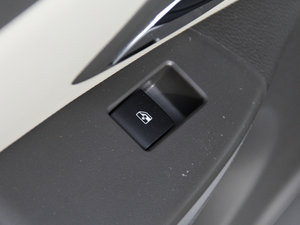 2015 1.5L քSE п؅^(q)