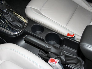 2015款1.4T DCG精英版 驻车制动器