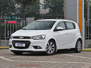 2014款1.6L 自动风尚版 整体外观