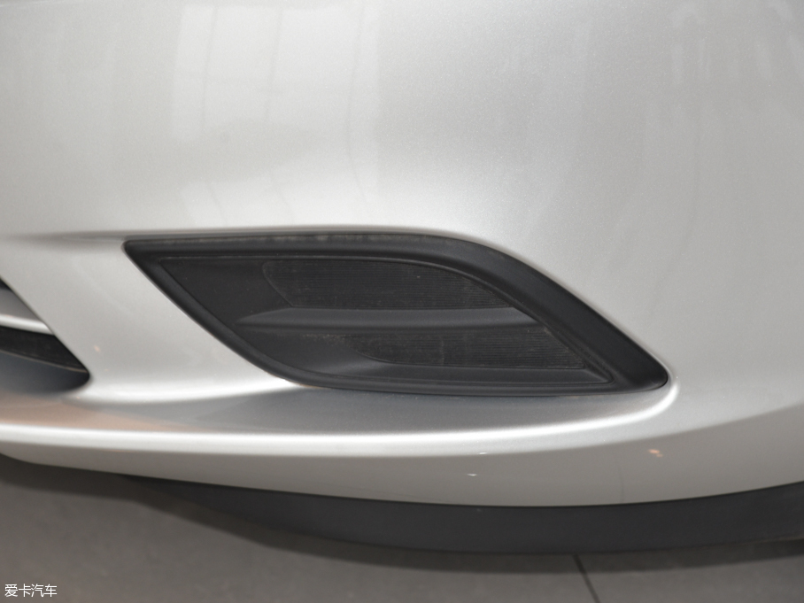 2015ِW ِW3 1.3L AMT