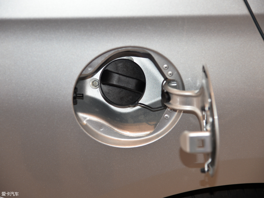 2015ِW ِW3 1.3L AMT