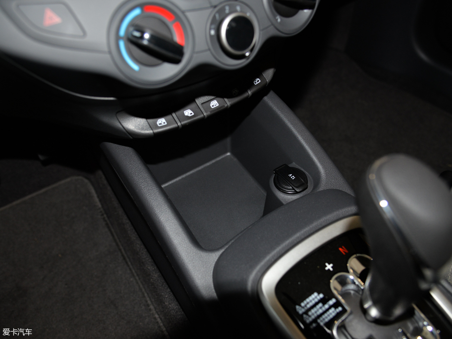 2015ِW ِW3 1.3L AMT