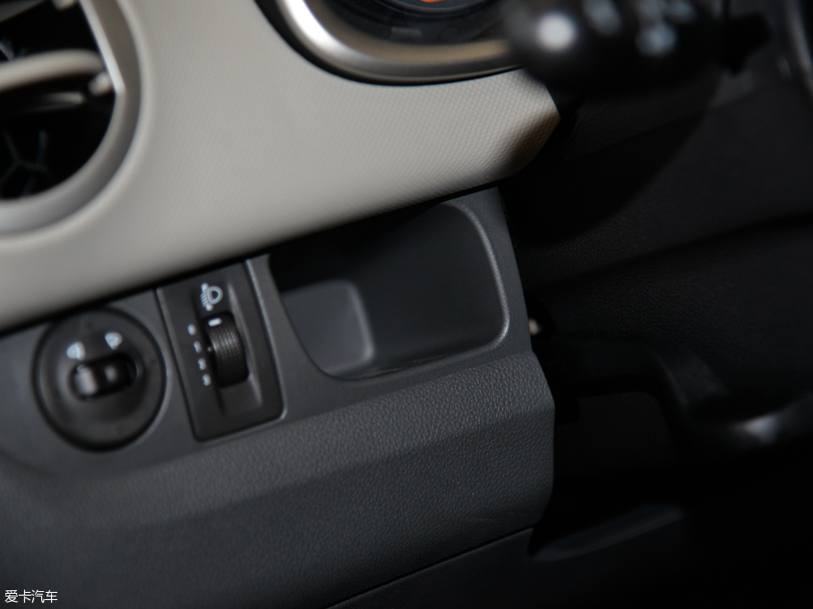 2015ِW ِW3 1.3L AMT