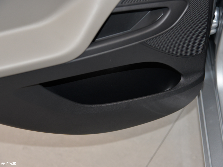 2015ِW ِW3 1.3L AMT