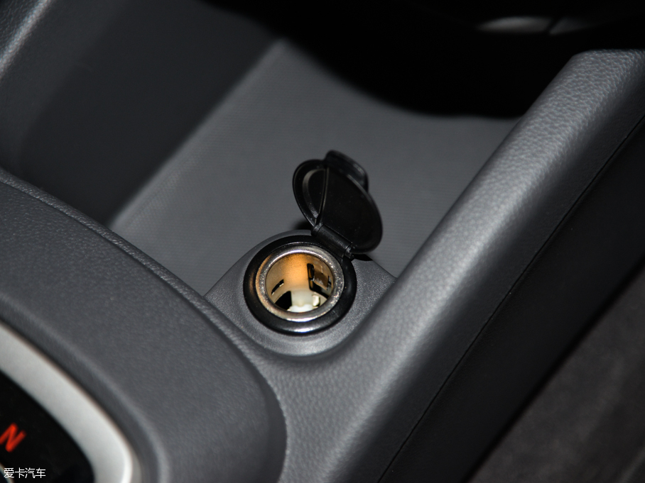 2015ِW ِW3 1.3L AMT