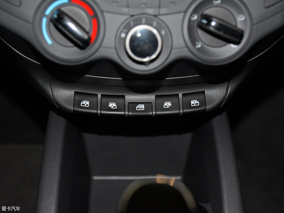 2015ِW ِW3 1.3L AMT