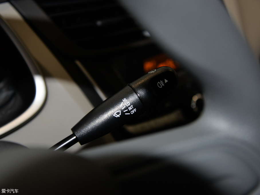 2015ِW ِW3 1.3L AMT