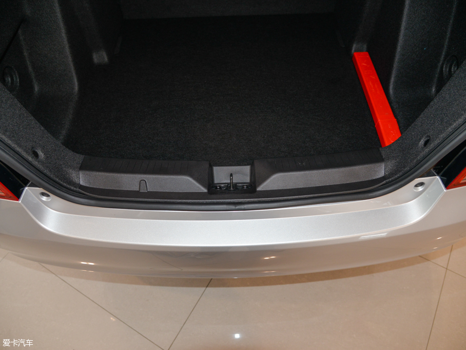 2015ِW ِW3 1.3L AMT