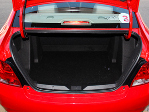 上汽通用雪佛蘭2015款賽歐三廂