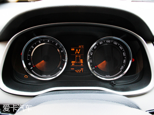 上汽通用雪佛蘭2015款賽歐三廂