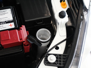 2015款赛欧3 1.3L 手动理想版 天窗 其它