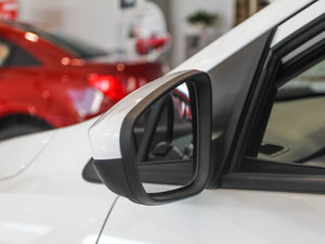 2015ِW3 1.3L ք(dng) 촰 (x)(ji)^