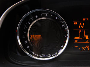 2015ِW3 1.5L AMTҸ 촰 п؅^