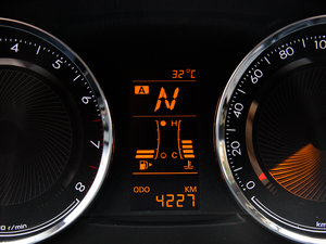 2015ِW3 1.5L AMTҸ 촰 п؅^