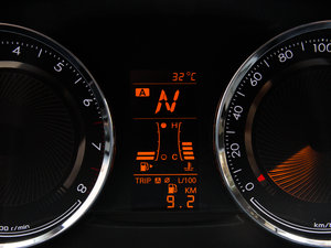 2015ِW3 1.5L AMTҸ 촰 п؅^(q)