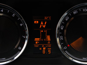 2015ِW3 1.5L AMTҸ 촰 п؅^(q)