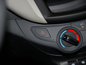 2015ِW3 1.3L AMT п؅^