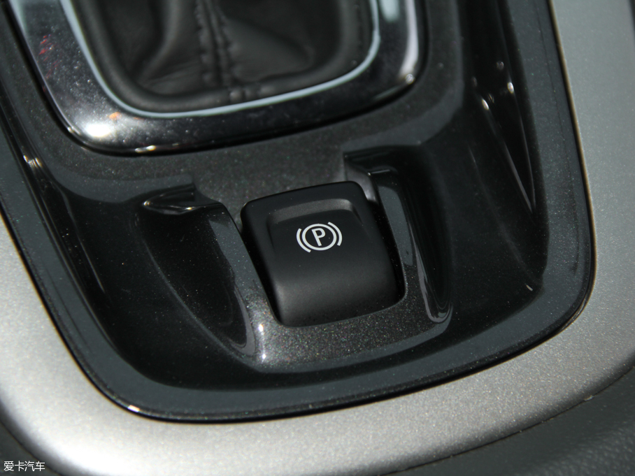 2016���~�J�� 2.4L �Ԅ�(d��ng)��Ş��