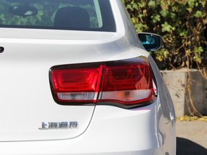 2016款1.6T 自动豪华版 尾灯