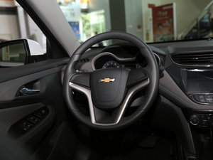 2016款1.6T 自动舒适版 方向盘