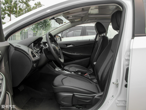 上汽通用雪佛蘭2016款科魯茲三廂