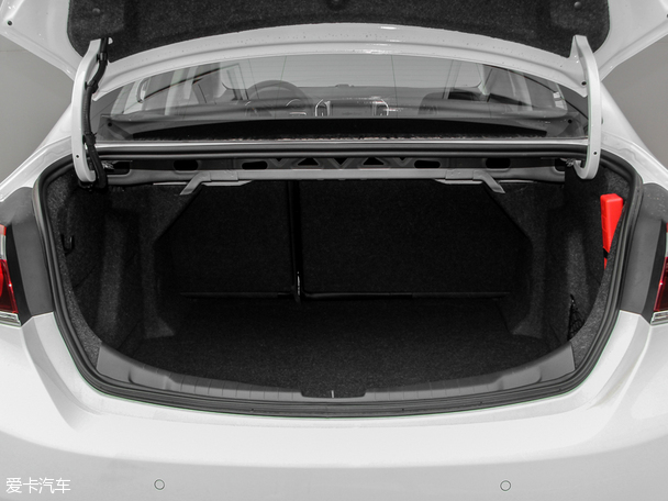 上汽通用雪佛蘭2016款科魯茲三廂