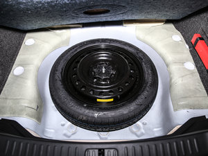 2017款1.5T 自动舒适版 备胎