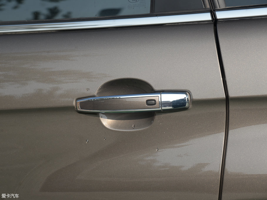 2017������� 2.4L �Ԅ�(d��ng)���(q��)���A�� 7��