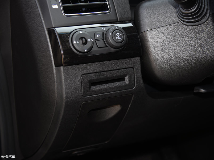 2017������� 2.4L �ԄӃ����A�� 7��