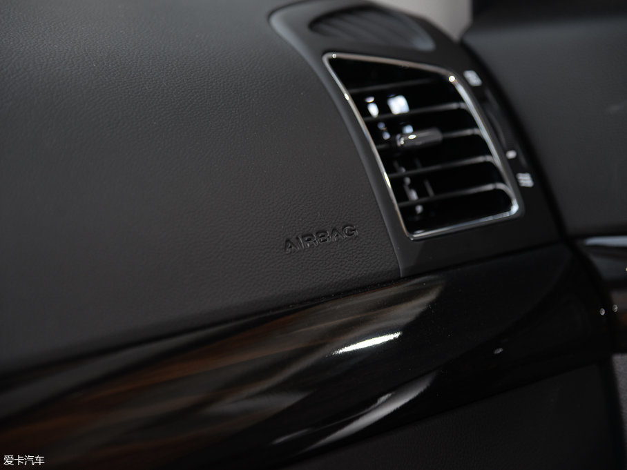 2017������� 2.4L �Ԅ�(d��ng)���(q��)���A�� 7��