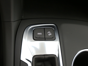 2017550T Ԅ(q)ؽ п؅^(q)