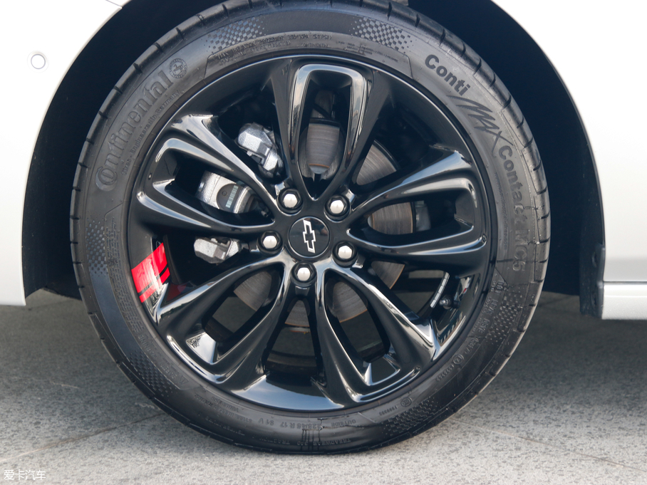 2018�����Ɲ���� Redline 330T �p�x���I(l��ng)�h��