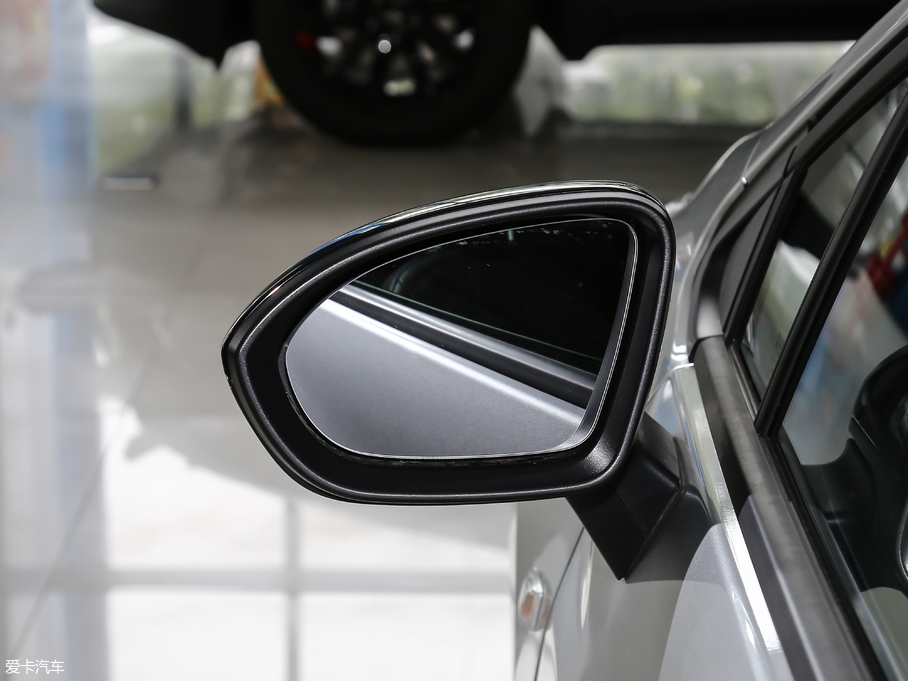 2018Ɲ Redline 320 Ԅhа