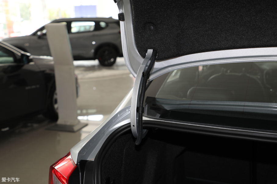 2018Ɲ Redline 320 Ԅhа