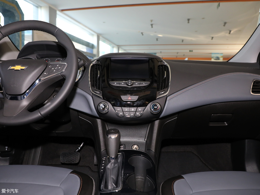 2018�����Ɲ���� 320 �Ԅ����h���а�