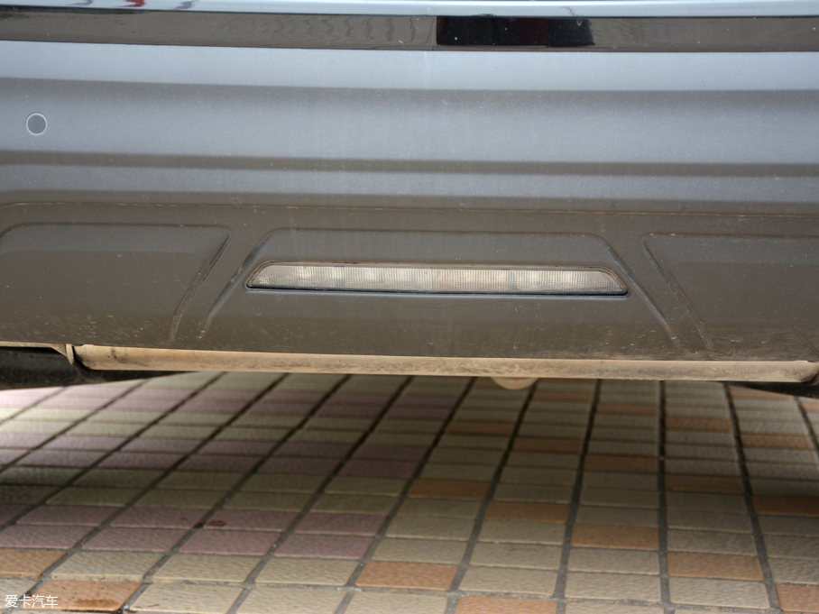 2018̽ RS 550T 9򌺴