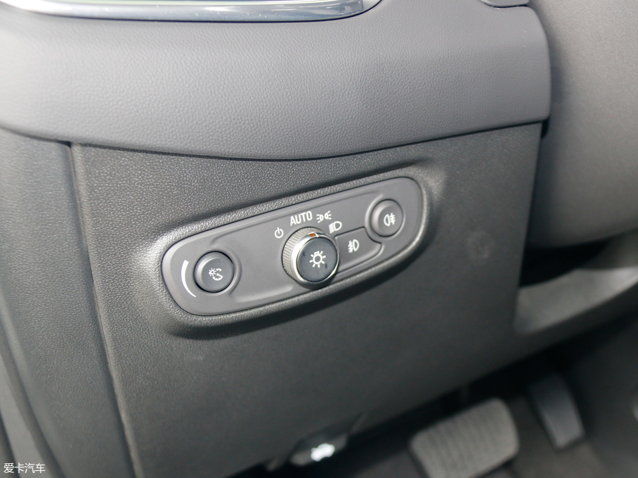 2018̽ Redline 550T 򌺴