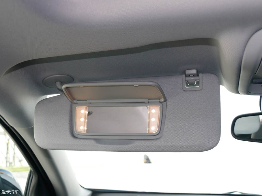 2018̽ Redline 550T 򌺴