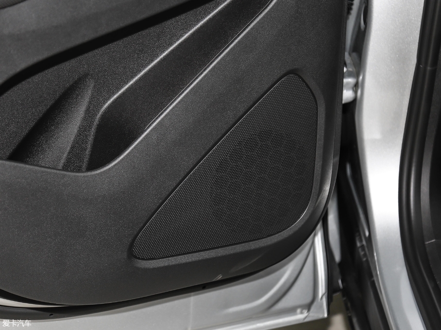 2018̽ Redline 550T 򌺴