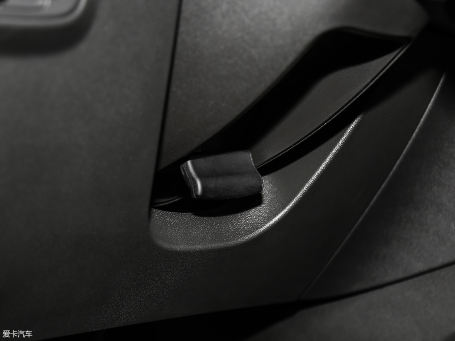 2018̽ Redline 550T 򌺴