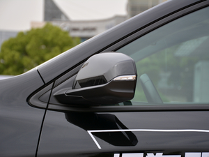 2018RS 550T 9(q) (x)(ji)^