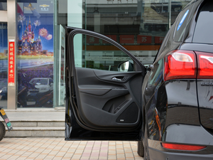 2018RS 550T 9򌺴 {λ܇T