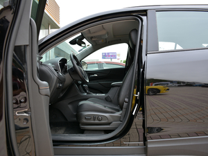 2018RS 550T 9򌺴 ǰſg