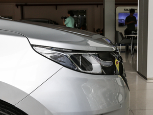 2018Redline 550T 򌺴 ^