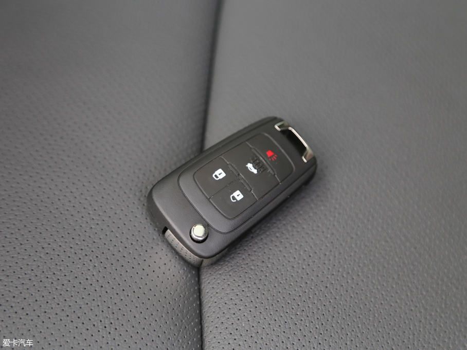 2018���~�J�� 1.5T �Ԅ��L�а�