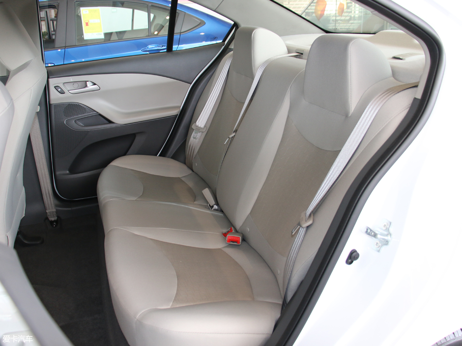 2018��ِ�W���� ِ�W3 1.5L �ք������ �촰