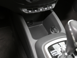 2018ِW3 1.5L AMTҸ 촰 g