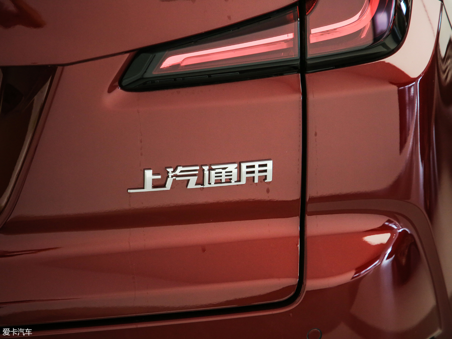 2018PXT4 28T (q)g(sh)