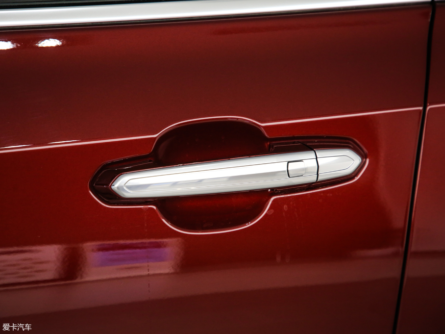 2018PXT4 28T (q)g(sh)